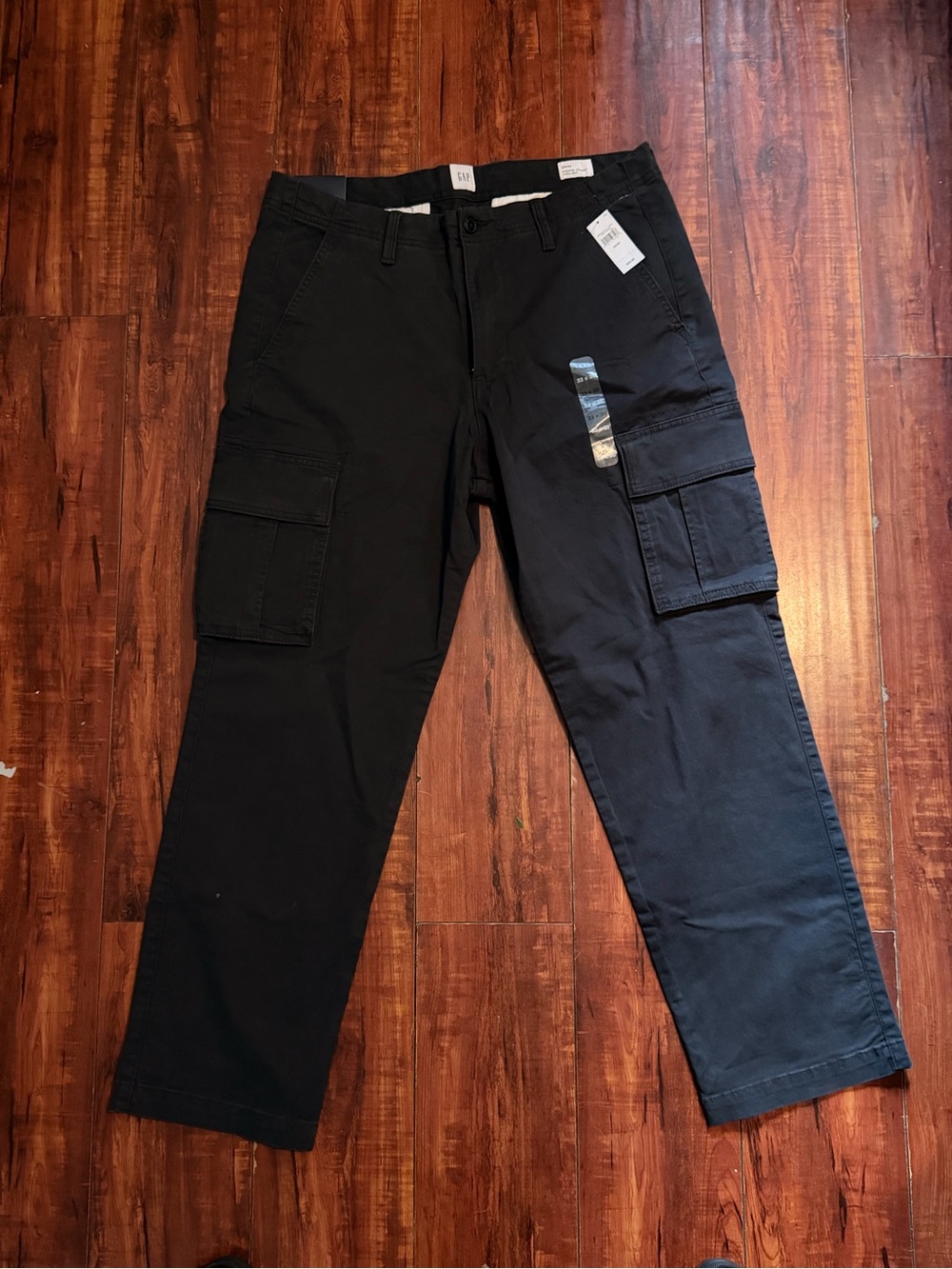 GAP Men's Black Cargo Pants with Utility Pockets